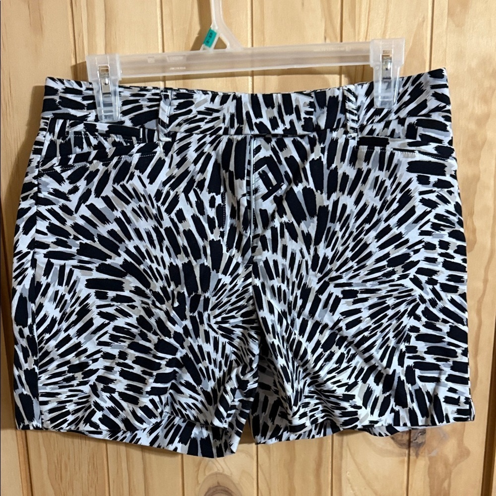 Ghe 5” Short Monochrome Burst Women's Bermuda Shorts - Picture 1 of 6